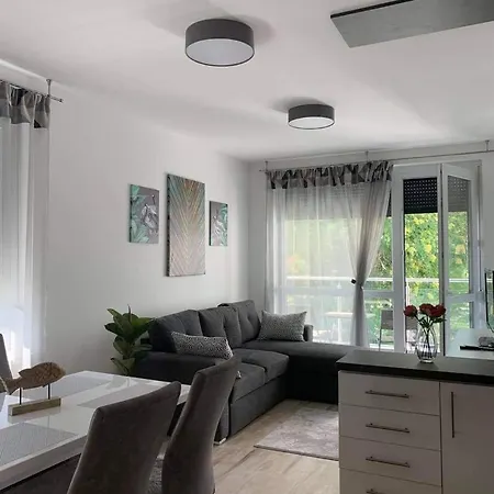 Marcipan Apartman Balatonlelle Exterior photo