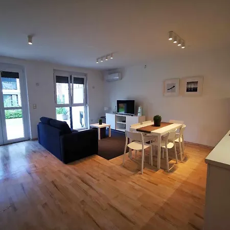 Marcipan Apartman Balatonlelle Exterior photo